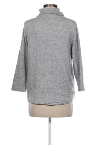 Damen Shirt Stradivarius, Größe S, Farbe Grau, Preis 4,49 €