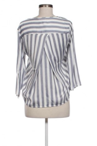 Damen Shirt Stradivarius, Größe S, Farbe Mehrfarbig, Preis € 9,62