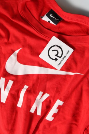 Dámské tričko Nike, Velikost L, Barva Červená, Cena  239,00 Kč