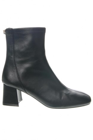 Damen Stiefeletten Corina, Größe 39, Farbe Schwarz, Preis 46,65 €