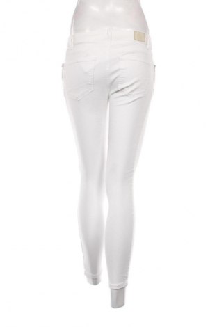 Damen Jeans, Größe M, Farbe Weiß, Preis 20,49 €