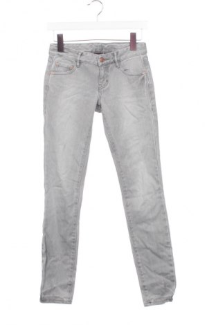 Damskie jeansy Armani Exchange, Rozmiar XS, Kolor Szary, Cena 284,99 zł