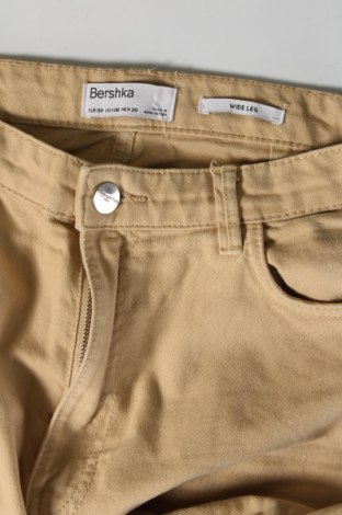 Női farmernadrág Bershka, Méret M, Szín Bézs, Ár 5 865 Ft