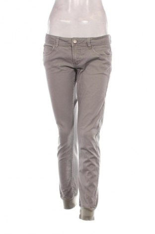 Damen Jeans Calliope, Größe M, Farbe Grau, Preis 3,99 €