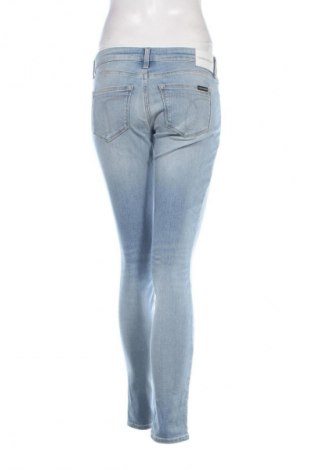 Damskie jeansy Calvin Klein, Rozmiar M, Kolor Niebieski, Cena 142,99 zł