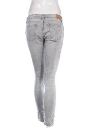 Damen Jeans Calvin Klein, Größe M, Farbe Grau, Preis 61,99 €