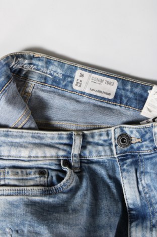 Damen Jeans Denim 1982, Größe M, Farbe Blau, Preis 15,00 €