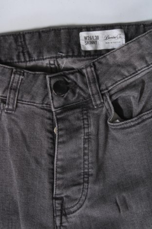 Дамски дънки Denim Co., Размер XS, Цвят Сив, Цена 29,00 лв.