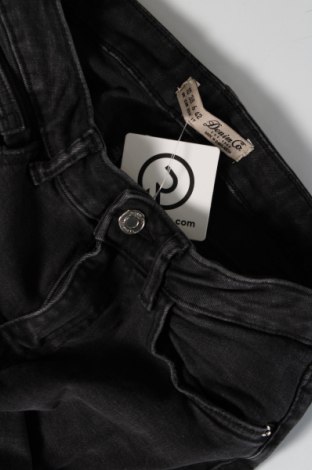 Дамски дънки Denim Co., Размер M, Цвят Черен, Цена 20,99 лв.