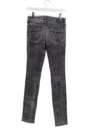 Damskie jeansy Diesel, Rozmiar XS, Kolor ecru, Cena 135,99 zł