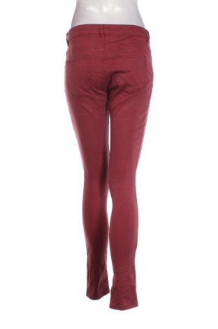 Damskie jeansy Esprit, Rozmiar M, Kolor Czerwony, Cena 26,99 zł