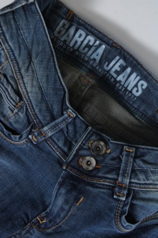 Dámske džínsy  Garcia Jeans, Veľkosť S, Farba Modrá, Cena  23,45 €