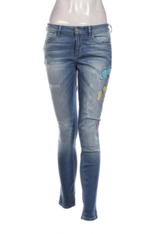 Damen Jeans Guess, Größe S, Farbe Blau, Preis 38,36 €