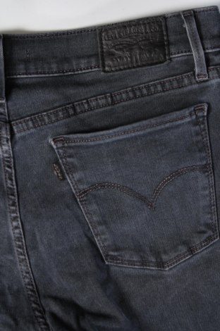 Дамски дънки Levi's, Размер M, Цвят Сив, Цена 30,49 лв.