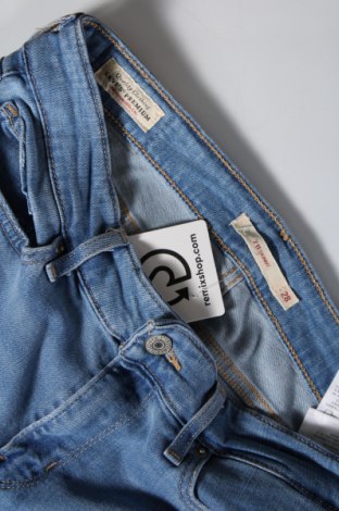 Γυναικείο Τζίν Levi's, Μέγεθος M, Χρώμα Μπλέ, Τιμή 38,36 €