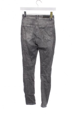 Damen Jeans ONLY, Größe XS, Farbe Grau, Preis 12,49 €