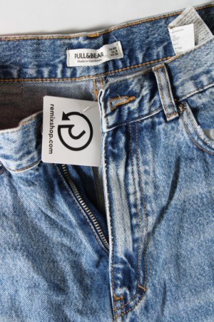 Γυναικείο Τζίν Pull&Bear, Μέγεθος M, Χρώμα Μπλέ, Τιμή 8,49 €