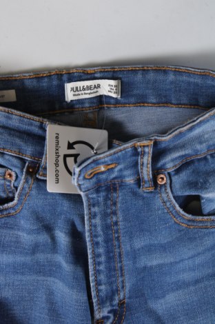 Damskie jeansy Pull&Bear, Rozmiar M, Kolor Niebieski, Cena 46,99 zł