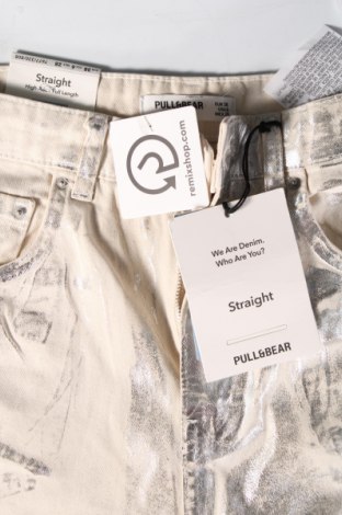 Γυναικείο Τζίν Pull&Bear, Μέγεθος M, Χρώμα Πολύχρωμο, Τιμή 16,99 €