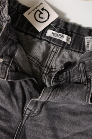 Γυναικείο Τζίν Pull&Bear, Μέγεθος M, Χρώμα Γκρί, Τιμή 17,99 €