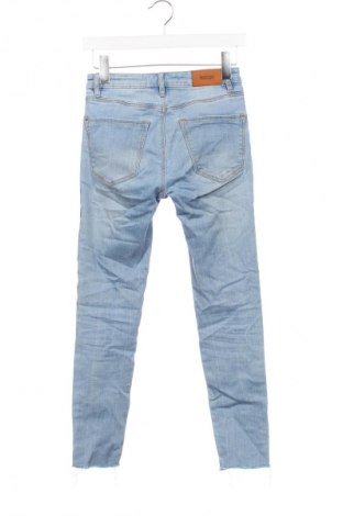 Damskie jeansy Stradivarius, Rozmiar XS, Kolor Niebieski, Cena 37,99 zł