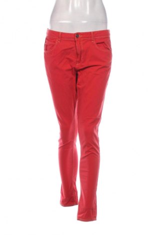 Damen Jeans United Colors Of Benetton, Größe L, Farbe Rot, Preis 28,99 €