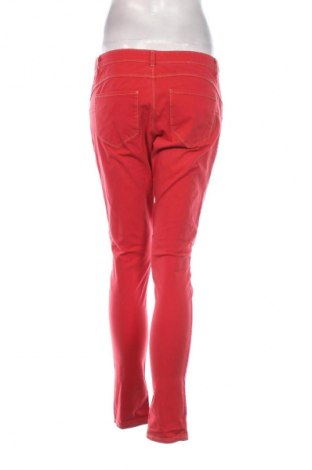 Damen Jeans United Colors Of Benetton, Größe L, Farbe Rot, Preis 28,99 €