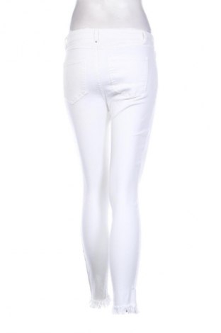 Damen Jeans VILA, Größe S, Farbe Weiß, Preis 12,49 €