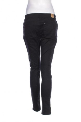 Damen Jeans Yessica, Größe M, Farbe Schwarz, Preis 10,49 €