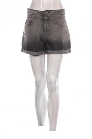 Damen Shorts, Größe M, Farbe Grau, Preis € 7,99