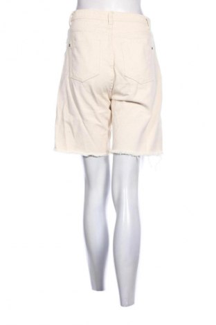 Damen Shorts Missguided, Größe S, Farbe Ecru, Preis 13,99 €