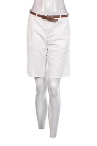 Damen Shorts Tom Tailor, Größe M, Farbe Weiß, Preis € 16,99