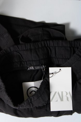 Pantaloni scurți de femei Zara, Mărime S, Culoare Negru, Preț 151,99 Lei