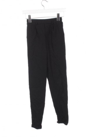 Pantaloni de femei Bershka, Mărime XS, Culoare Negru, Preț 62,99 Lei