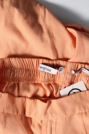 Damenhose Bershka, Größe L, Farbe Orange, Preis € 14,83