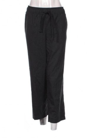 Pantaloni de femei C&A, Mărime M, Culoare Negru, Preț 95,99 Lei