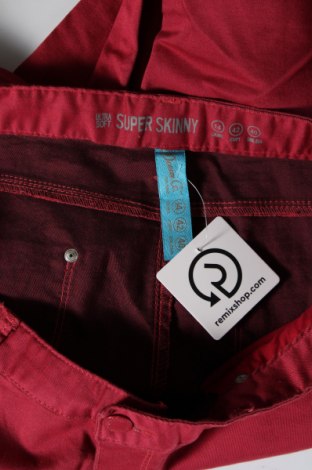 Pantaloni de femei Denim Co., Mărime L, Culoare Roșu, Preț 77,68 Lei