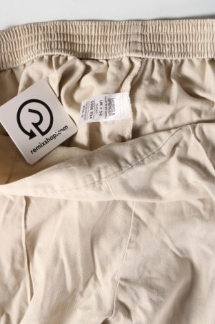 Pantaloni de femei Marks & Spencer, Mărime L, Culoare Bej, Preț 88,99 Lei