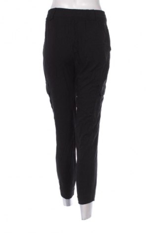 Pantaloni de femei Pull&Bear, Mărime S, Culoare Negru, Preț 95,99 Lei