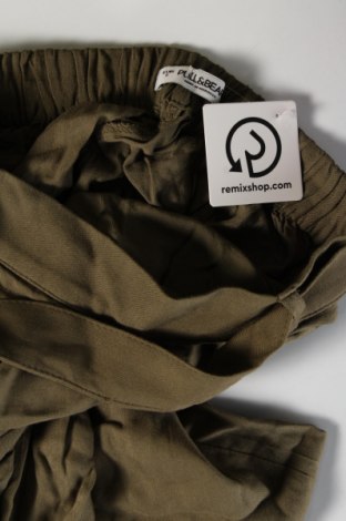 Damenhose Pull&Bear, Größe S, Farbe Grün, Preis € 11,99