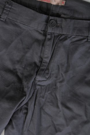 Damenhose Saint Tropez, Größe S, Farbe Grau, Preis 8,99 €