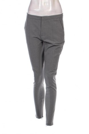 Pantaloni de femei Selected Femme, Mărime M, Culoare Gri, Preț 180,99 Lei