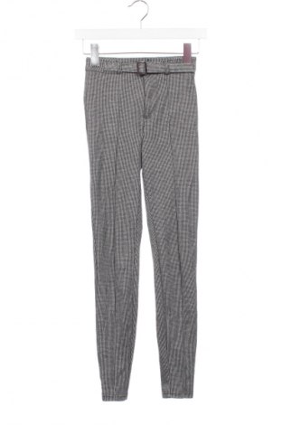 Pantaloni de femei Stradivarius, Mărime XXS, Culoare Multicolor, Preț 95,99 Lei