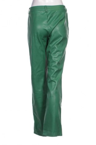 Damenhose Stradivarius, Größe M, Farbe Grün, Preis 15,00 €