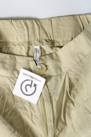 Damenhose Stradivarius, Größe XS, Farbe Grün, Preis € 15,00