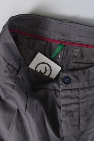 Pantaloni de femei United Colors Of Benetton, Mărime XXS, Culoare Gri, Preț 134,99 Lei