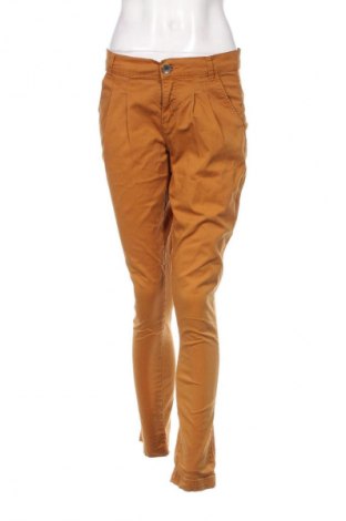 Pantaloni de femei United Colors Of Benetton, Mărime M, Culoare Galben, Preț 73,99 Lei