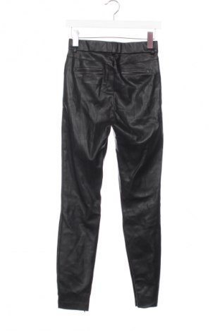 Pantaloni de femei Zara Trafaluc, Mărime S, Culoare Negru, Preț 26,99 Lei