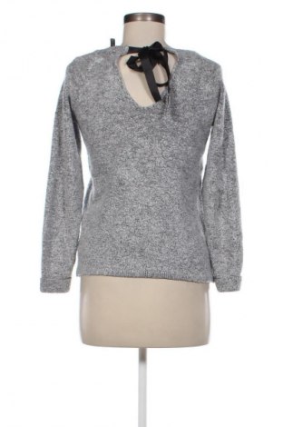 Damenpullover Basics, Größe S, Farbe Grau, Preis 11,99 €