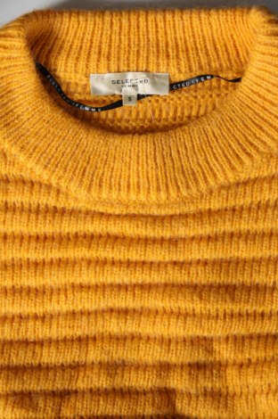 Damski sweter Selected Femme, Rozmiar S, Kolor Żółty, Cena 131,99 zł